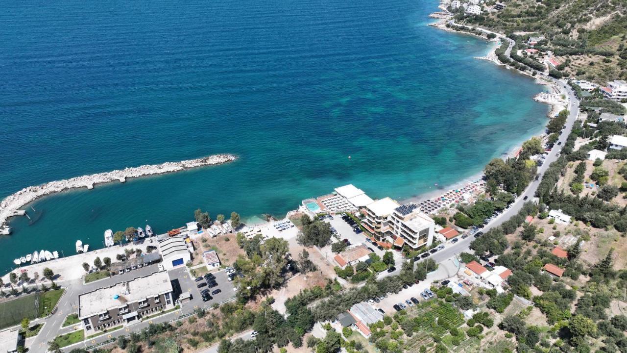 Paradise Beach Hotel Radhime Bagian luar foto