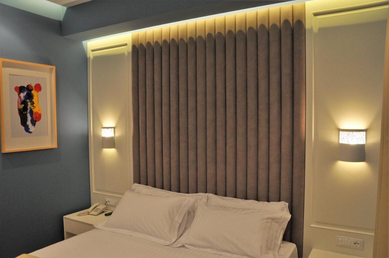 Paradise Beach Hotel Radhime Ruang foto
