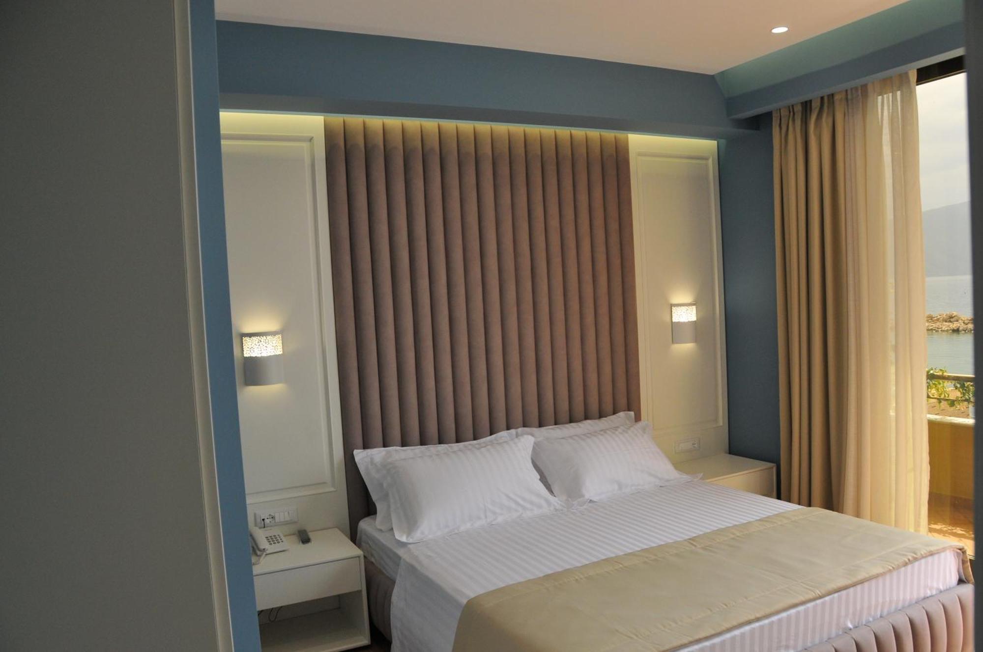 Paradise Beach Hotel Radhime Ruang foto